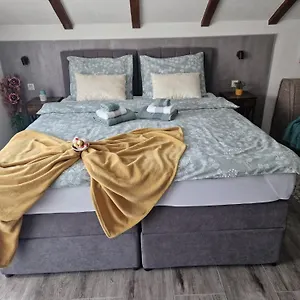 Ana Apartamento